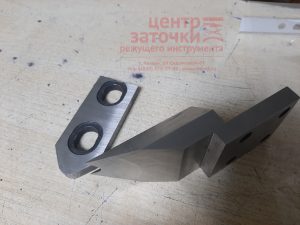 ЗАТОЧКА НОЖА ДЛЯ СКРУГЛЕНИЯ УГЛОВ